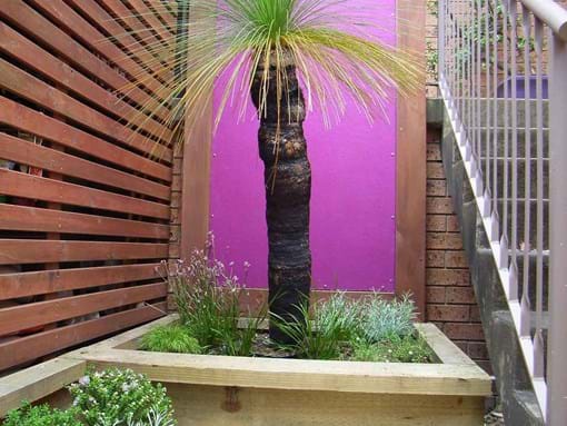 Landscape design for low Budget Townhouse Garden makeover